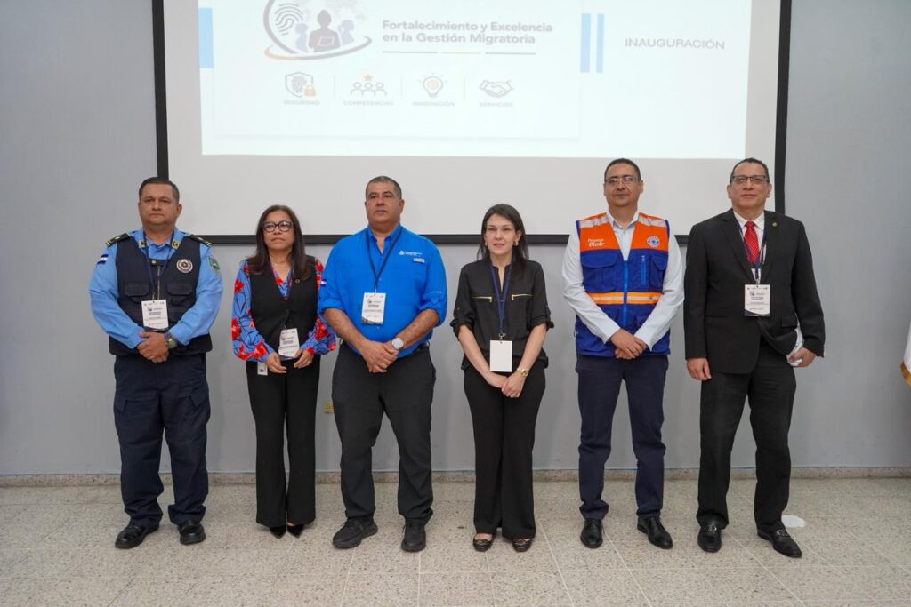 Personal de Migración recibe capacitación